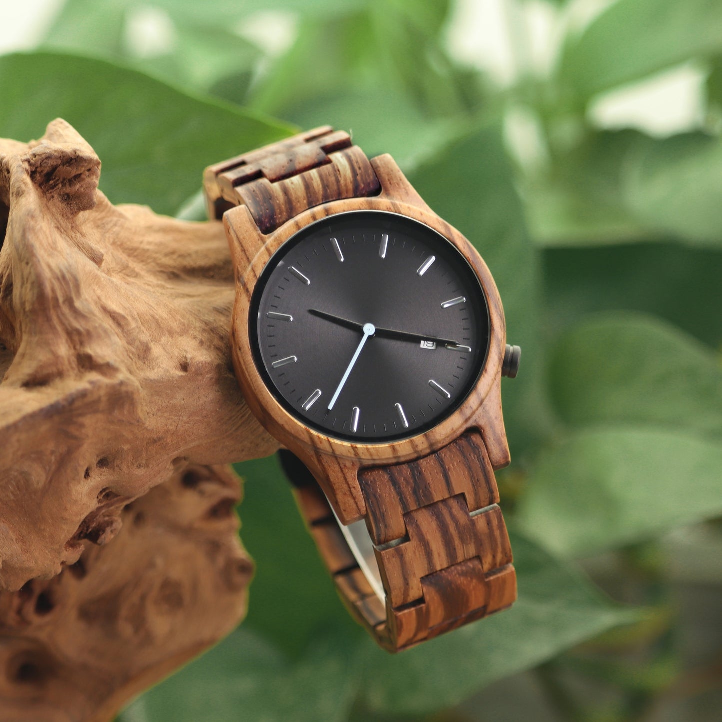 Antique Luxury Wood Watch - Premium Watches from Tailored Gents, Tots 'N Paws - Just $24! Shop now at Tailored Gents, Tots 'N Paws